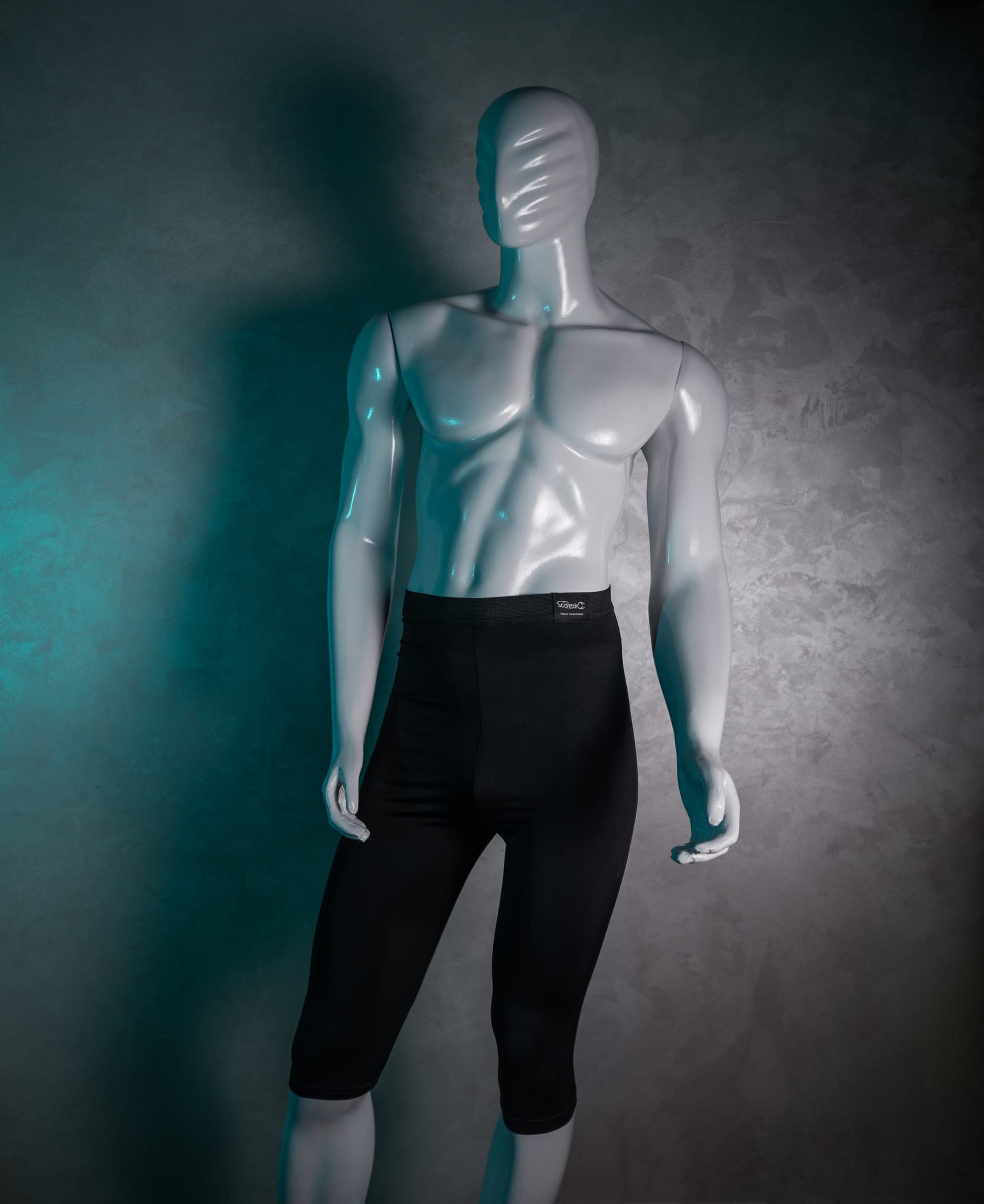 Awrah Cover Leggings worn under shorts