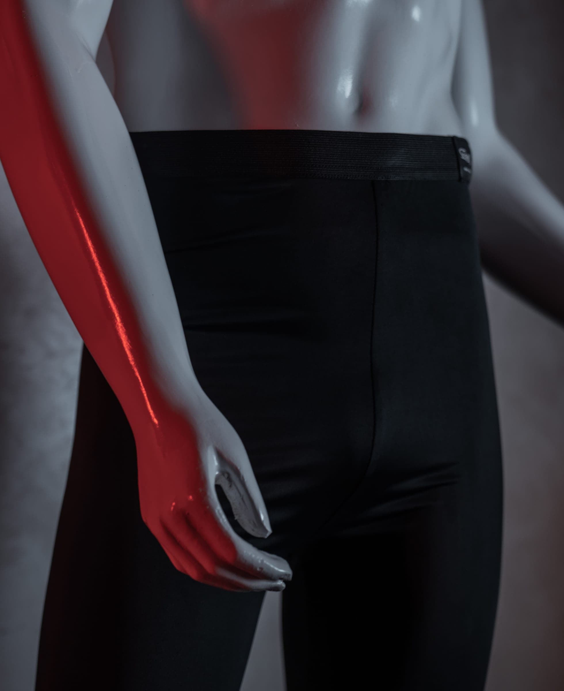 Close-up of the Awrah Cover waistband and fit