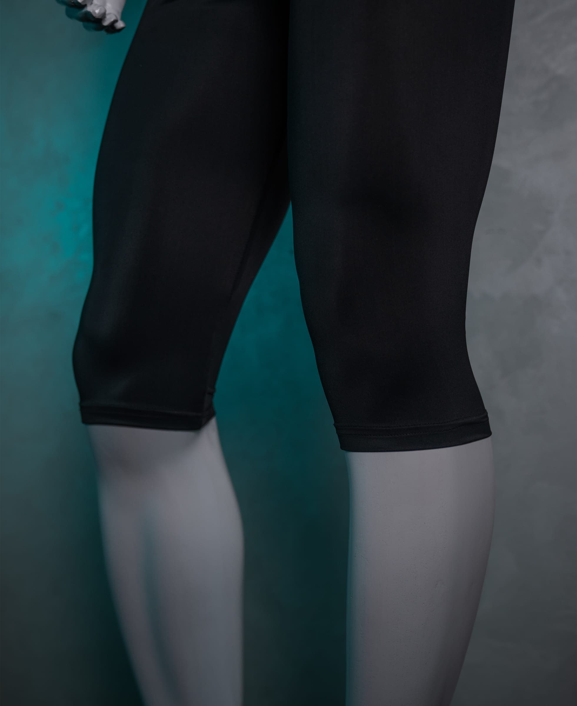Awrah Cover Leggings, fabric detail
